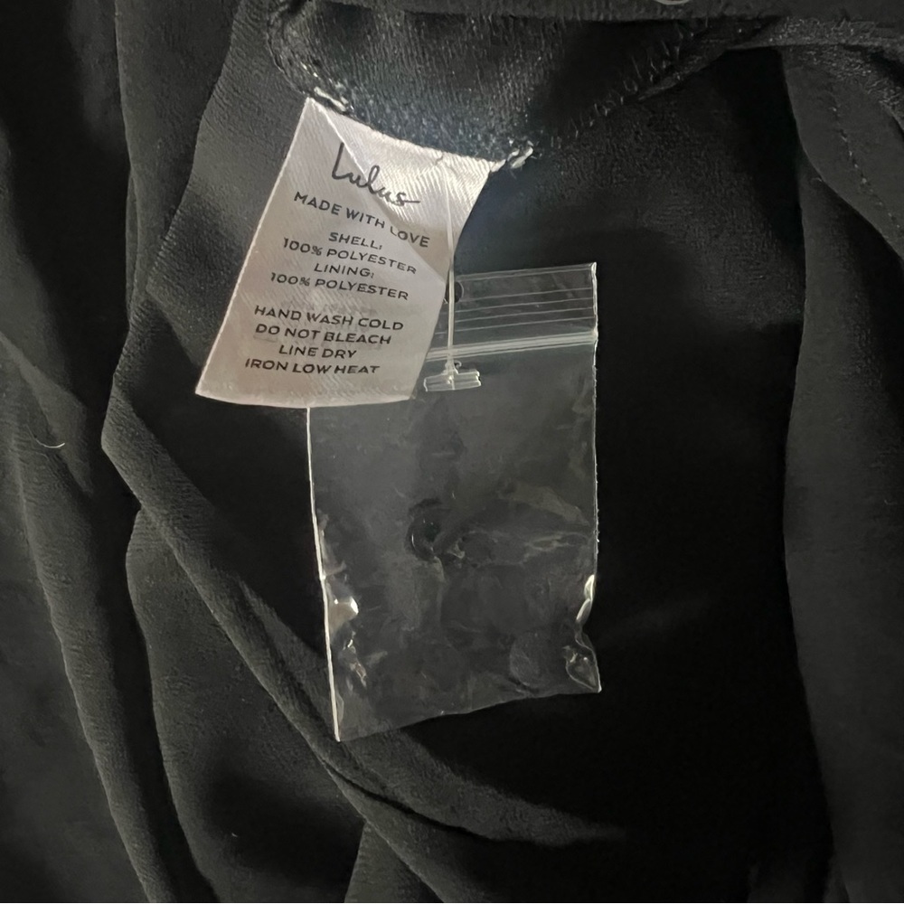 Lulus Seeking Sophistication Black Backless Balloon
Sheer Sleeve Maxi Dress, XL - Picture 10 of 13